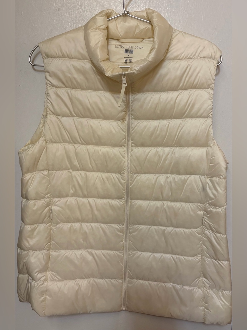 Uniqlo Off-White Quilted Ultra Light Down Zip-up Vest Women's Size M